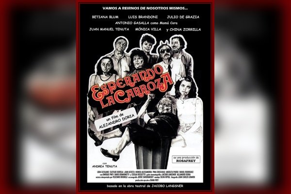 Esperando la carroza – Cineclub 2025 Póster de la comedia argentina Esperando la carroza, analizada en el Cineclub 2025 de Casa Argentina de Houston.